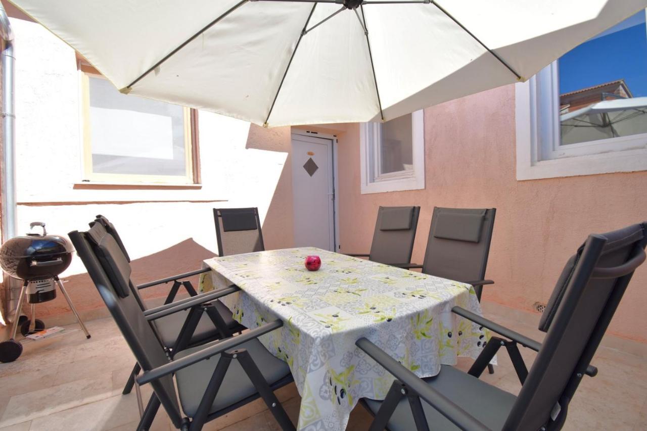 City Centre Apartment With Terrace 2 Pula Luaran gambar